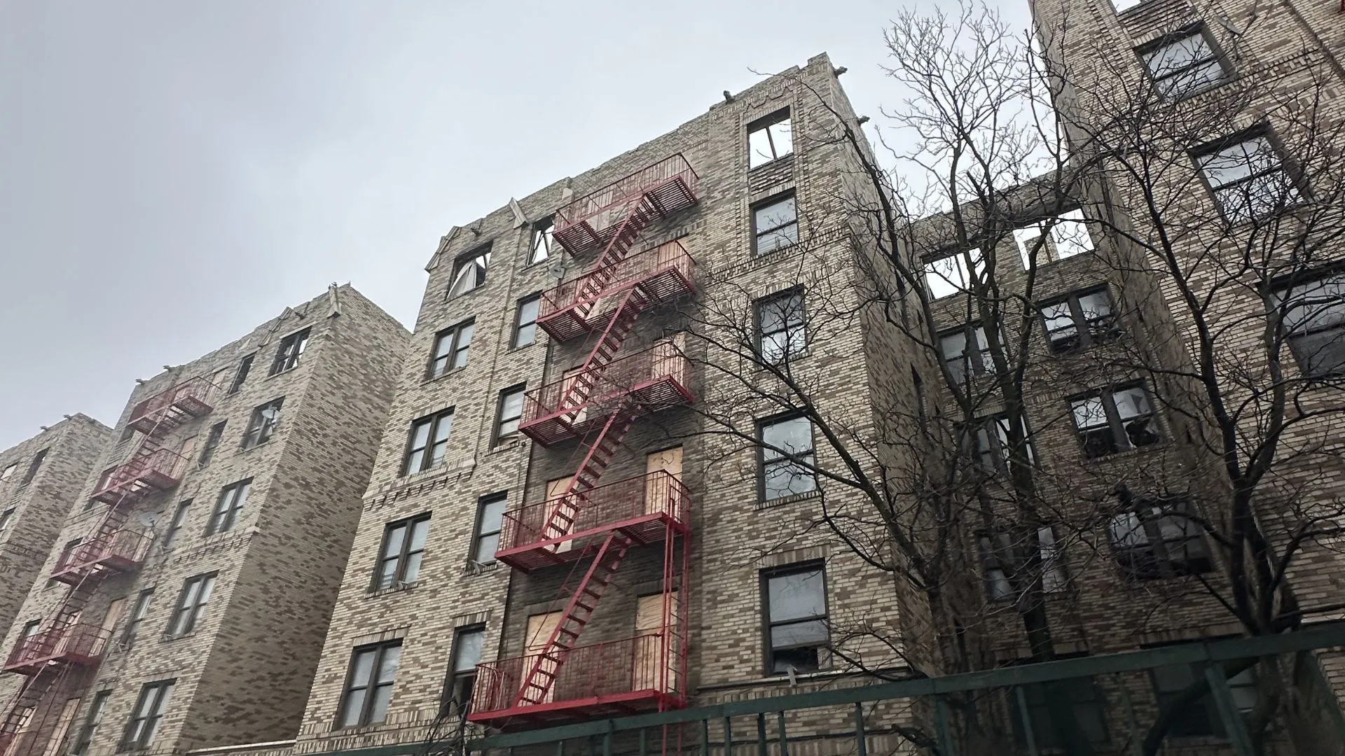 Manhattan building